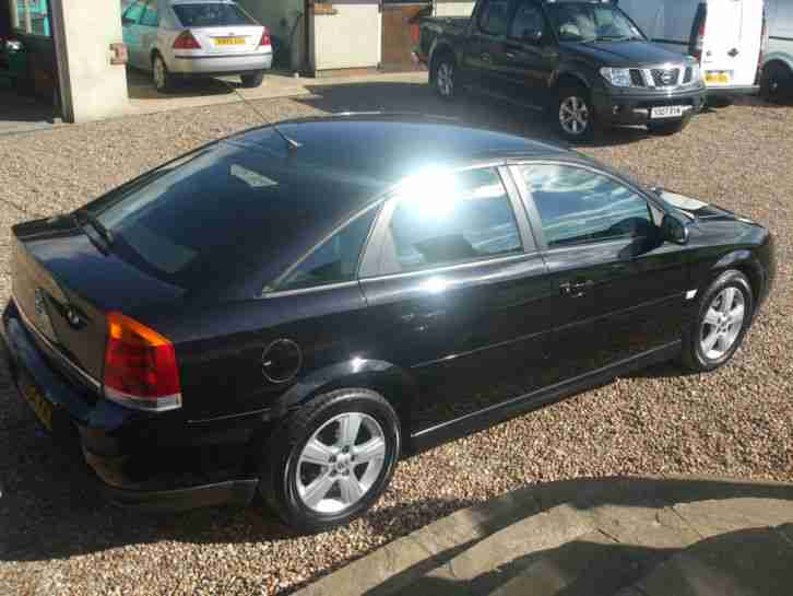 54 Vauxhall Vectra Energy 1.9CDTi 120BHP, FM/AM CD Radio, Alloys, 6speed gearbox