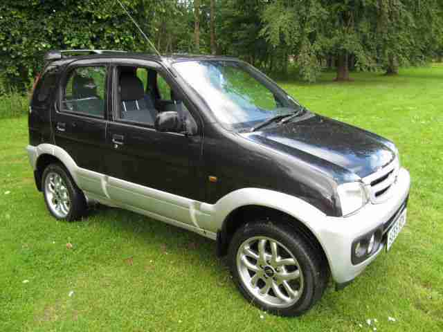 55 reg Daihatsu Terios 1.3 auto Sport 4 x 4 netherton cars