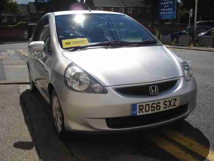 56-HONDA JAZZ 1.4i-DSI CVT-7 SE AUTO JUST 34000 MILES FSH