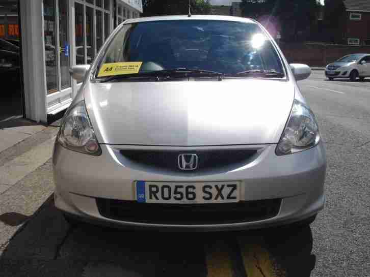 56-HONDA JAZZ 1.4i-DSI CVT-7 SE AUTO JUST 34000 MILES FSH