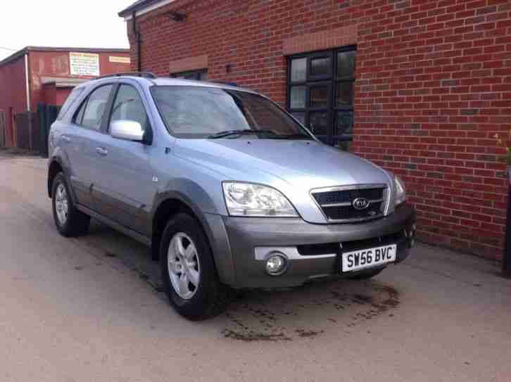 56 Kia Sorento 2.5CRDi auto XE. 80300 miles only.