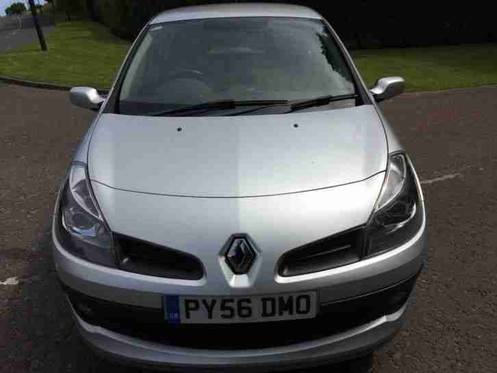 56 Renault Clio 1.5 DCI Dynamique 5 Door - Service History - Diesel