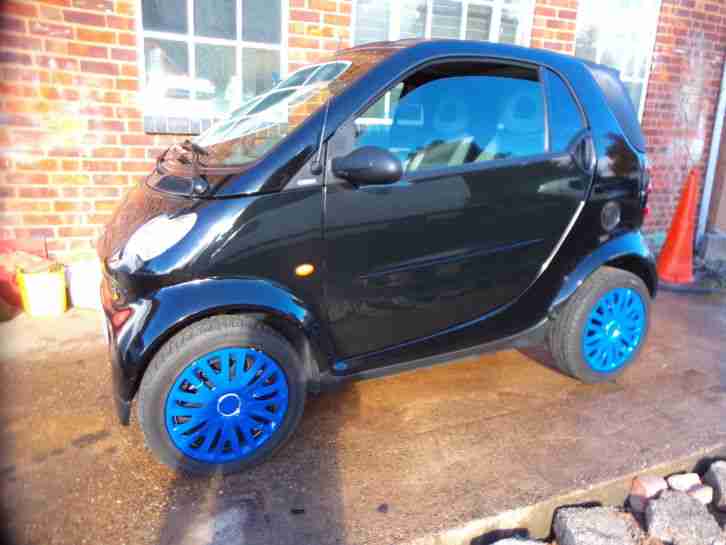 56 plate 2006 SMART FORTWO PURE 50 AUTO CLUCH IN BLACK 58,000 MILES NEW MOT