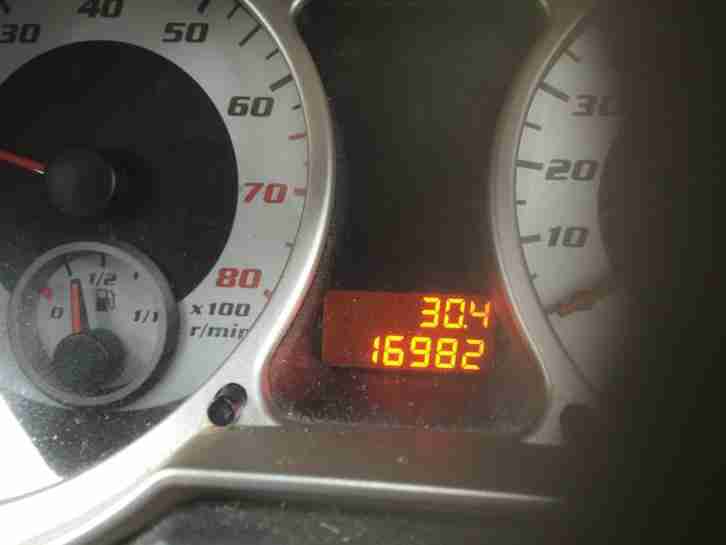 56plate Proton GEN-2 GLS 1.3 SHOWROOM CONDITION HPI CLEAR