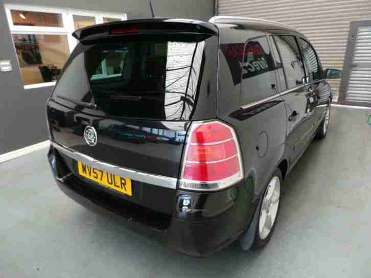 57/2007 Vauxhall Zafira 1.9CDTi (120ps) SRi 6Speed MPV 7 Seater Black Sapphire