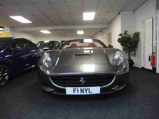 59 REG FERRARI CALIFORNIA CARBON SEATS . 18000 MILES