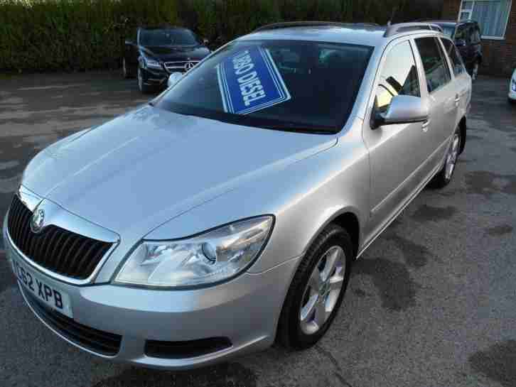 62 REG SKODA OCTAVIA 1.6TDI CR SE PLUS ESTATE // 1 OWNER // SAT NAV