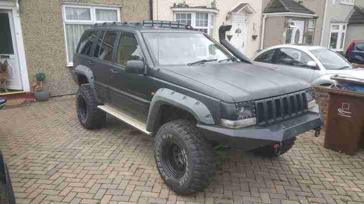 99 JEEP GRAND CHEROKEE 4.0 AUTO ORVIS IN BLACK WITH FULL LEATHER,1 FORMER KEEPER