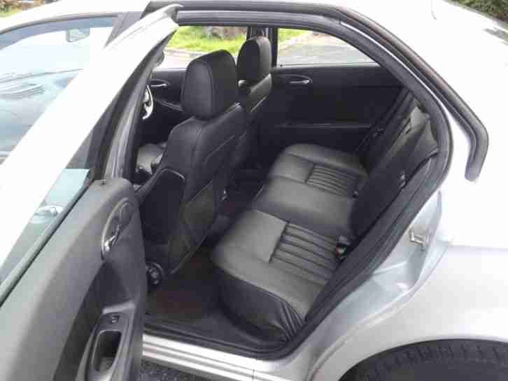 ALFA 156 2.5 V6, 24V, (192BHP) WITH VERY LOW MILES 88K NO RESERVE GRAB A BARGAIN