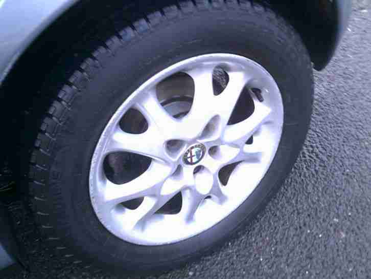 ALFA ROMEO 147 1.6i TS LUSSO