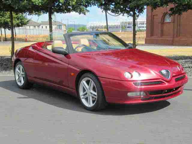 ALFA ROMEO SPIDER CONVERTIBLE * ONLY 45000 MILES * FRESH STUNNING IMPORTED CAR