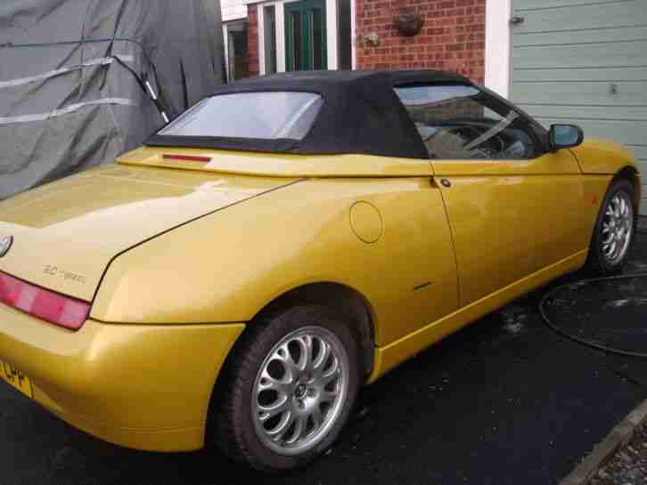 ALFA ROMEO SPIDER LUSSO T-SPARK 16V RARE ZOE YELLOW 1999