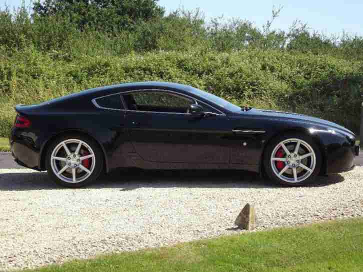 ASTON MARTIN VANTAGE 2009 V8 Auto 22000 Petrol Black Petrol Automatic in Black
