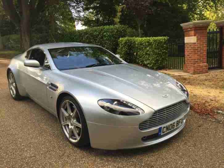 ASTON MARTIN VANTAGE V8 TITANIUM SILVER, 2 OWNERS, JUST SERVICED, RARE MANUAL