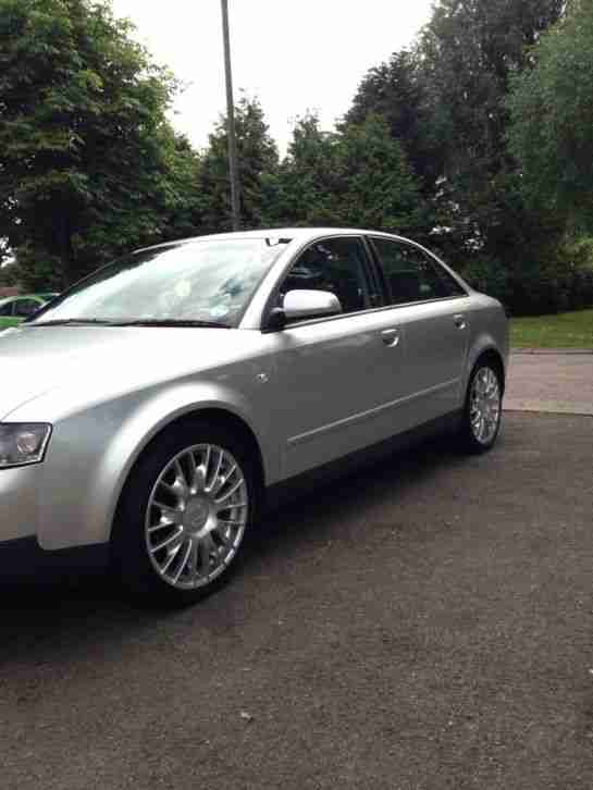 AUDI A4 2.0 FSI