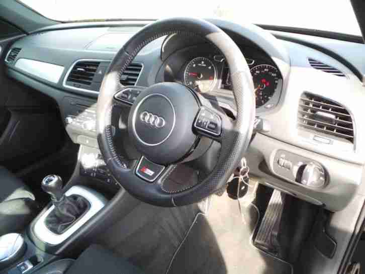 AUDI Q3 2.0 TDI S LINE 5DR ESTATE - BLACK
