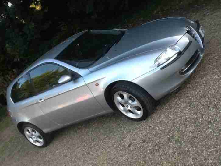 147 2.0 T.Spark Lusso 3 Dr GENUINE