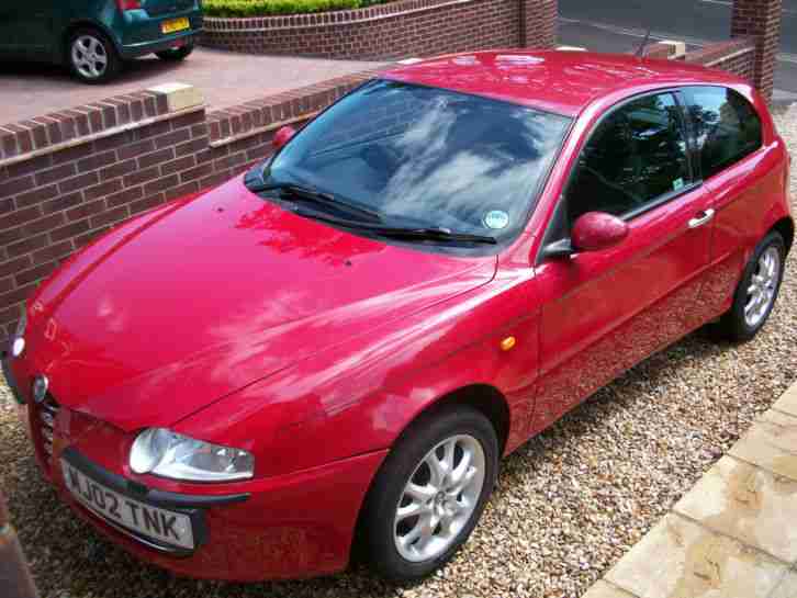 Alfa Romeo 147 3 Door 2.0TS in Red