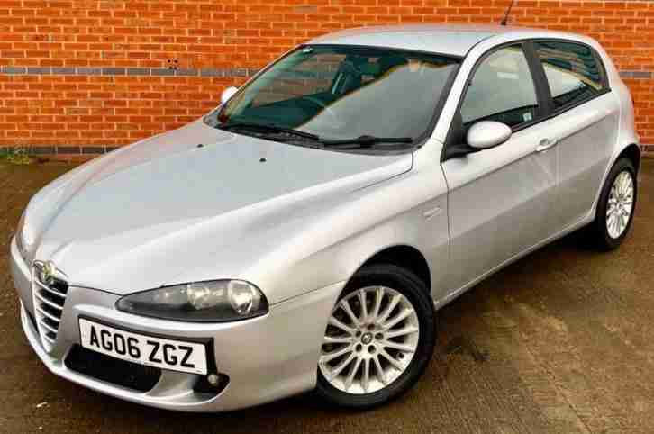 Alfa Romeo 147 JTD 16V LUSSO (150 4)