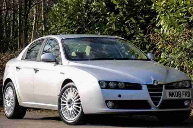 Alfa Romeo 159 1.9JTDM Lusso DIESEL 150 BHP 4dr SALOON FULL LEATHER PARK SENS SH