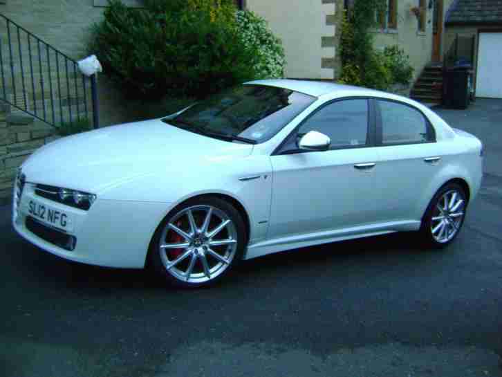 Alfa Romeo 159 2.0 JTDm 16v 136bhp 2011MY Lusso