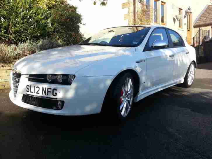 Alfa Romeo 159 2.0 JTDm 16v 136bhp 2011MY Lusso