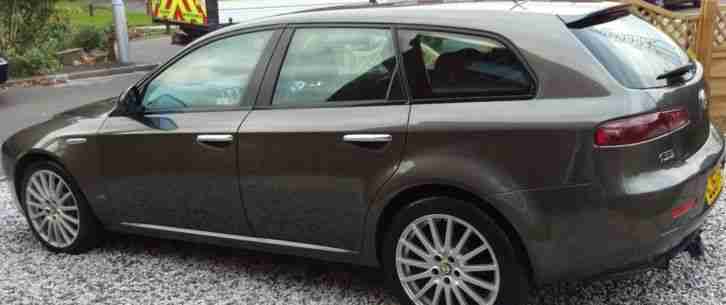 Alfa Romeo 159 JTDM Lusso Sportwagon, Grey, Immaculate, Low Mileage!