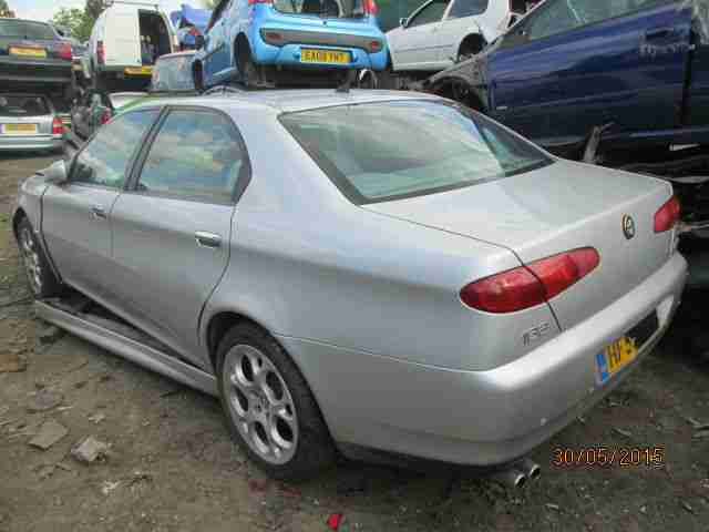 Alfa Romeo 166 Breaking for spares