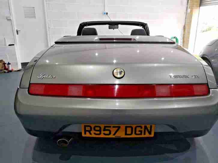 Alfa Romeo 916 Spider (GTV) 2.0 Twin Spark - Reconditioned Engine, Black Leather