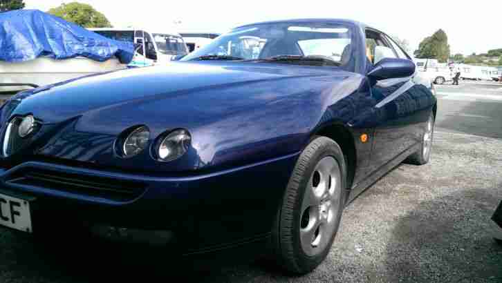 Alfa Romeo GTV Lusso 2.0 16v