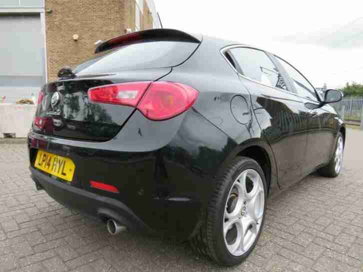 Alfa Romeo Giulietta JTDM-2 DISTINCTIVE