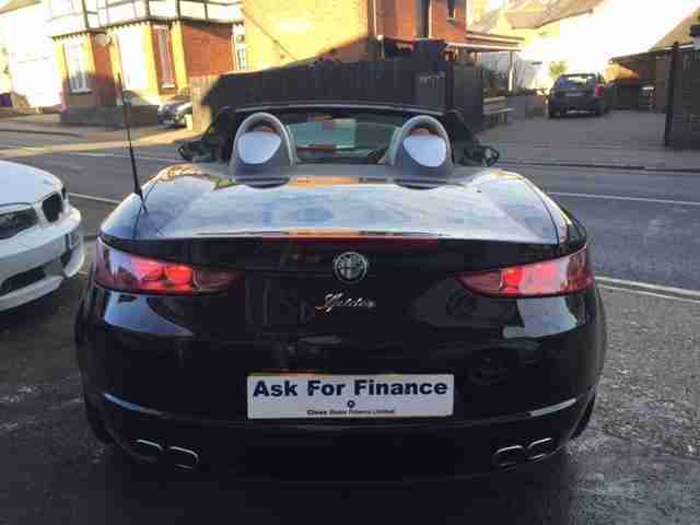 Alfa Romeo Spider 2.2JTS Limited Edition 2008MY For Sale at Master Cars Hitchin