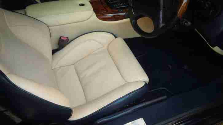 Aston Martin DB7 Vantage Volante V12 only 53k Miles best colour scheme