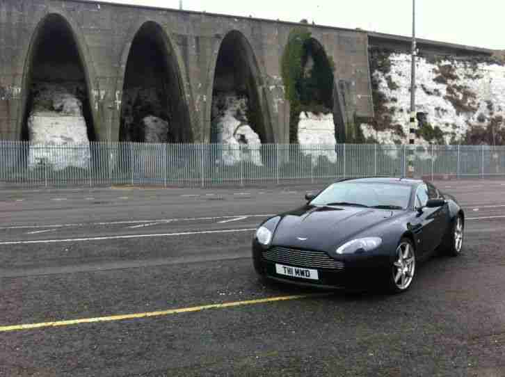 Aston Martin DB9 V12