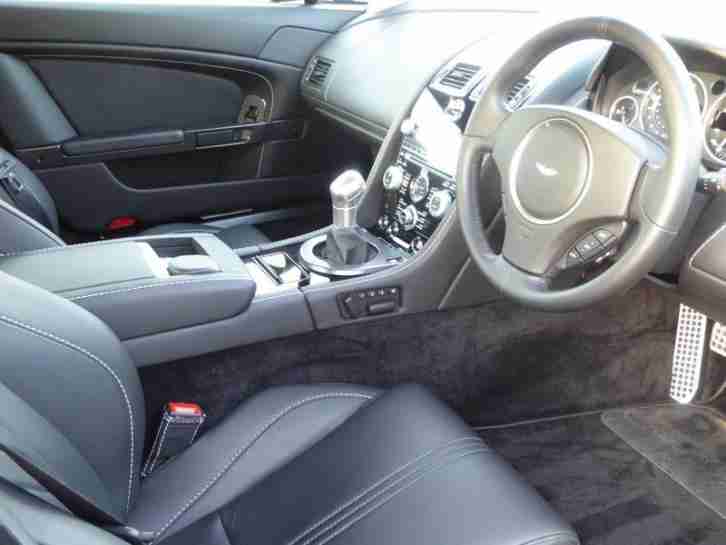 Aston Martin V12 Vantage 5.9 Coupe