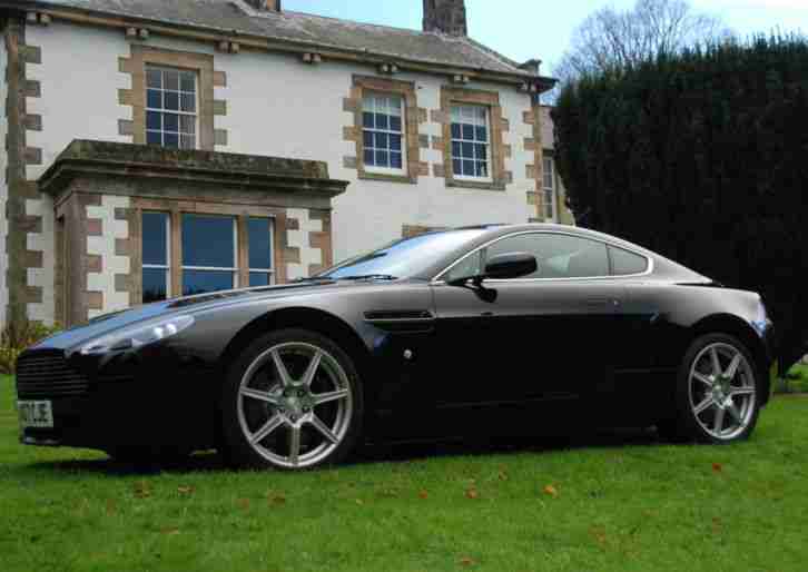 Aston Martin V8 Vantage 2007