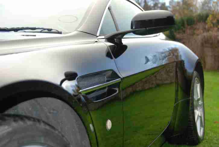 Aston Martin V8 Vantage 2007