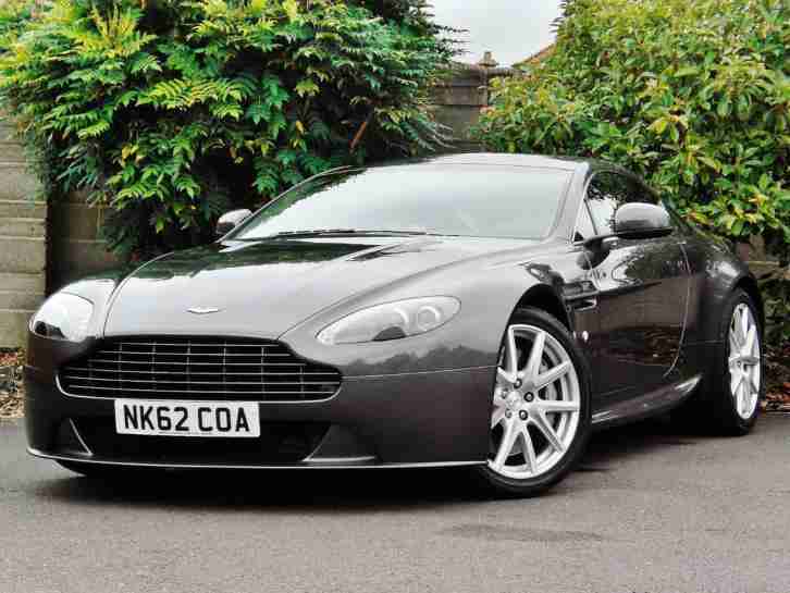 Aston Martin V8 Vantage 4.7 Coupe Manual in Factory Condition with Warranty