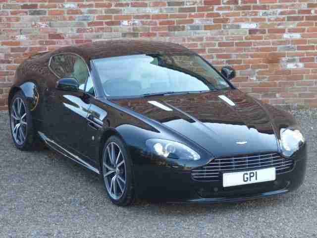 Aston Martin V8 Vantage Sportshift 4.7 2dr SPORTSHIFT - NAV - WARR PETROL 2011/N