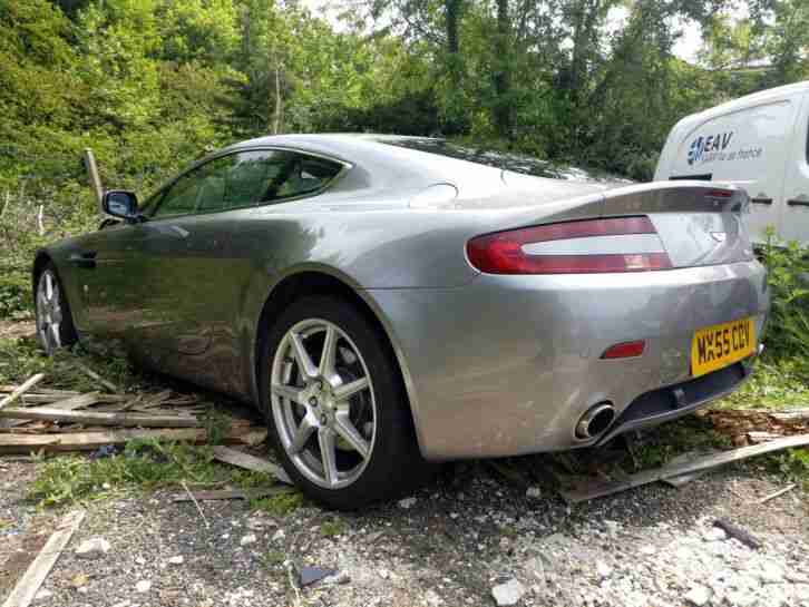 Aston Martin Vantage 4.3 Coupe Damaged Unrecorded (Salvage / Repair)