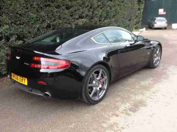 Aston Martin Vantage 4.3 V8