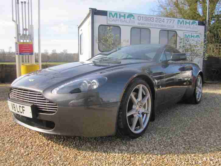 Aston Martin Vantage 4.3 V8