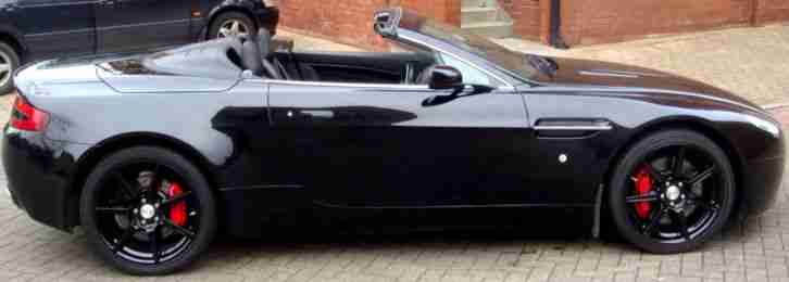 Aston Martin Vantage 4.3 V8 Roadster Sportshift Black 21100 miles, 2 owners FSH