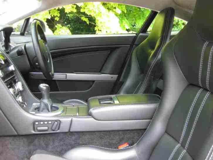 Aston Martin Vantage 4.7 2010 Coupe Manual