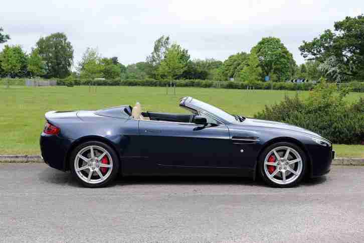 Vantage V8 Roadster, Manual,