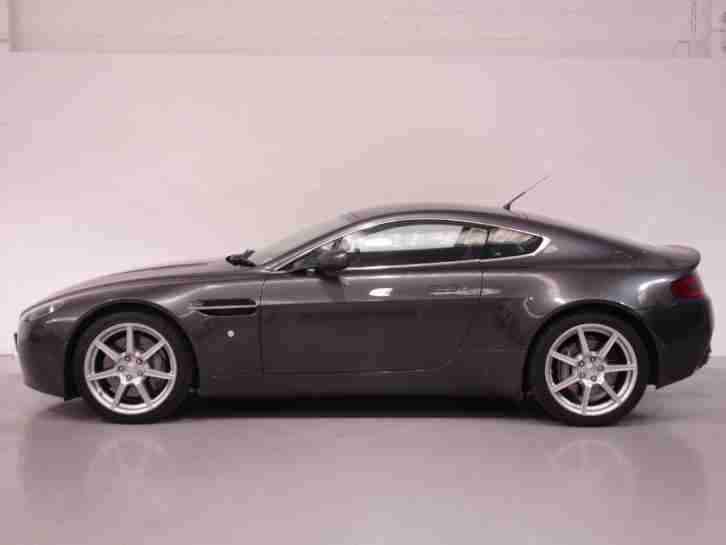Aston Martin Vantage V8 - STUNNING EXAMPLE - FULL SERVICE HISTORY - COUPE