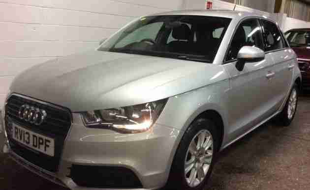 A1 1.6TDI ( 105ps ) Sportback 2013MY SE