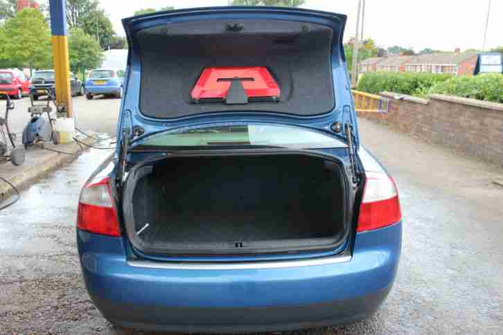 Audi A4 2.5 TDI QUATTRO DIESEL