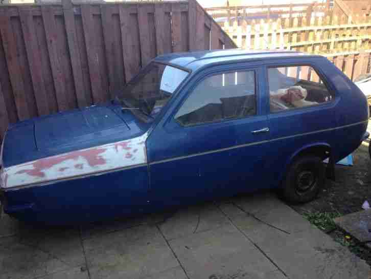 BARN FIND RELIANT SUPER ROBIN (PARTS ONLY) NO ID