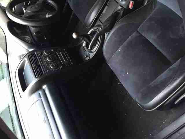 BLACK LEXUS IS200 (2003) Spares or Repairs